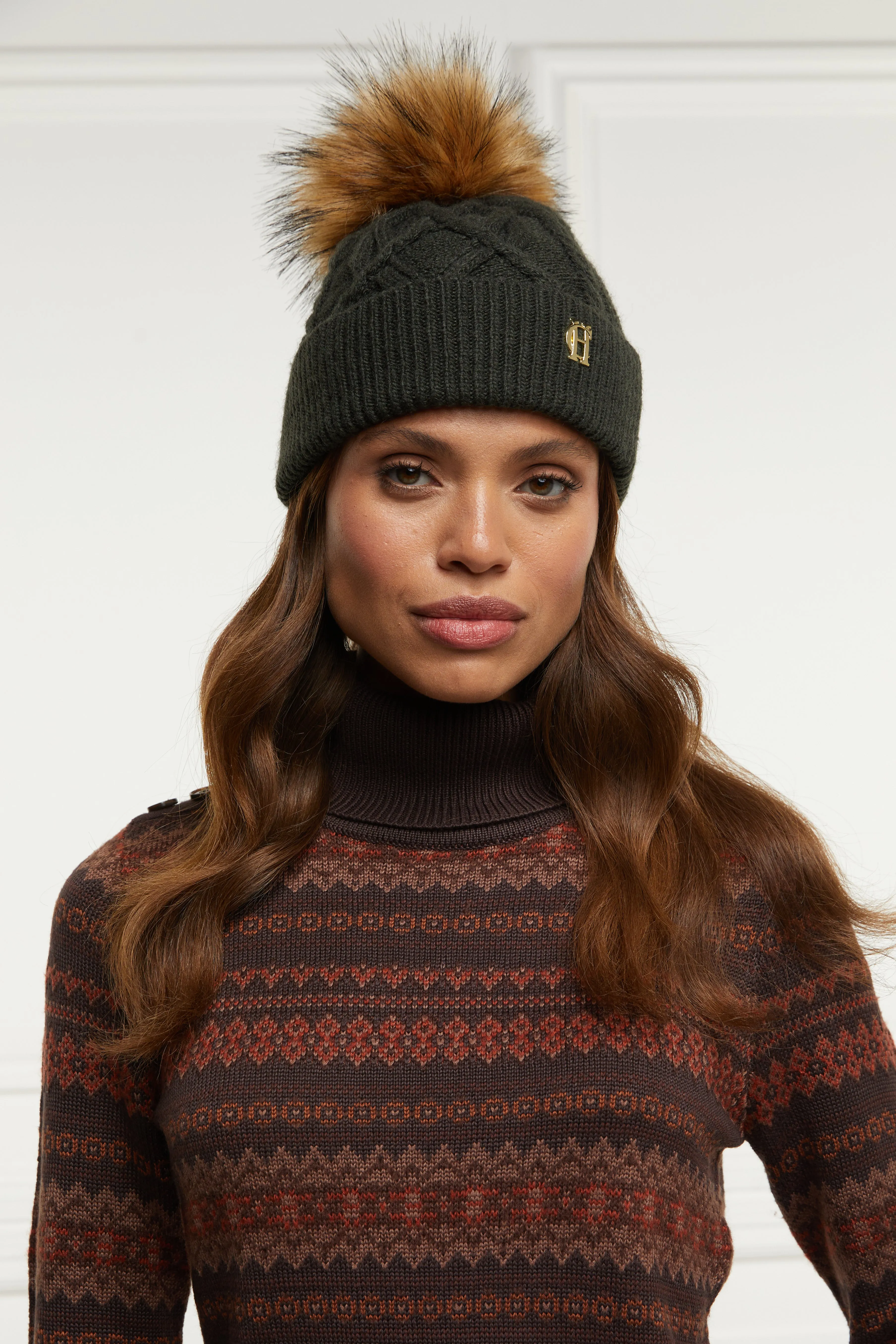 Cortina Bobble Hat (Fern Green)