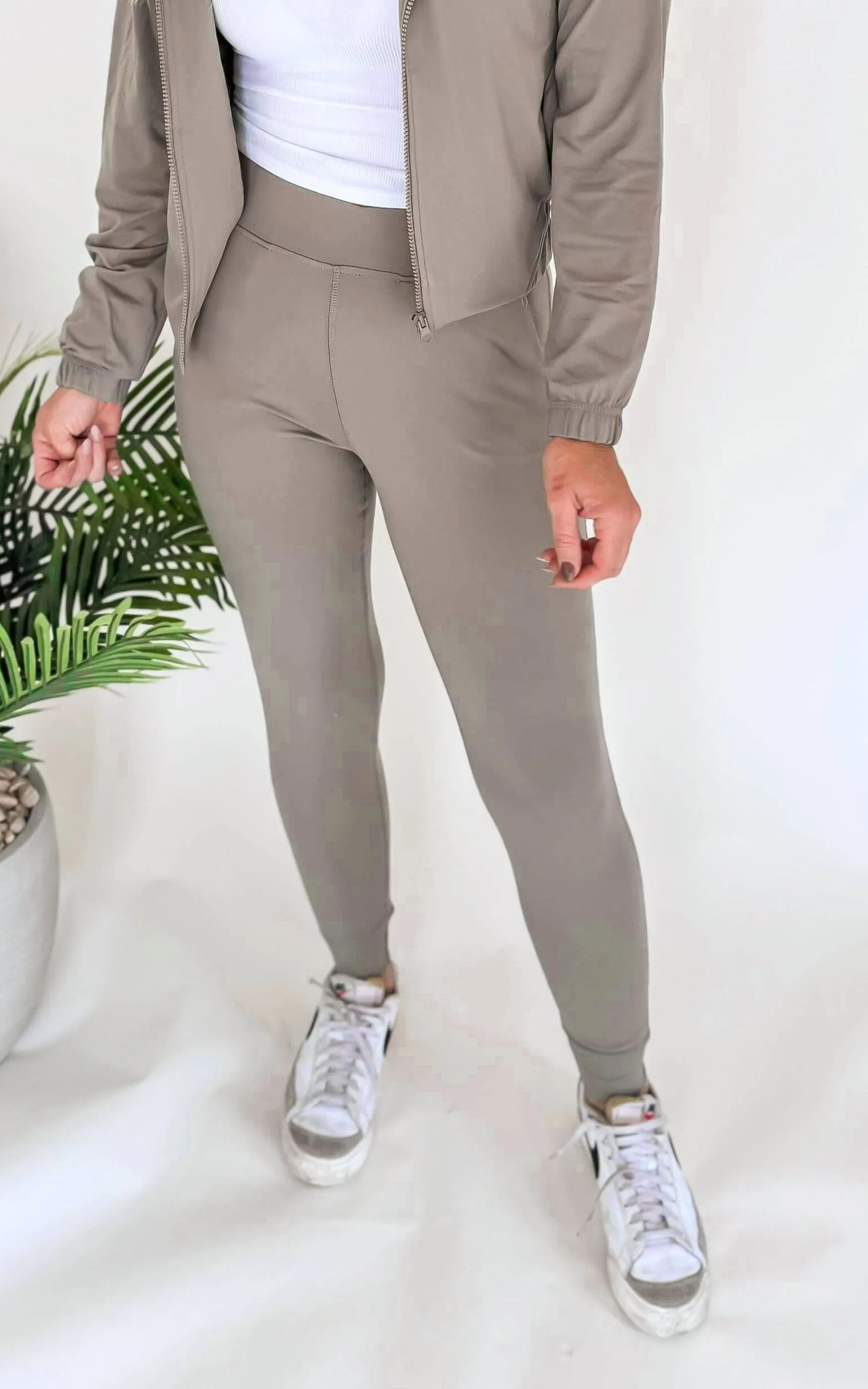 CozyFlex Everyday Joggers | Mono B - Final Sale