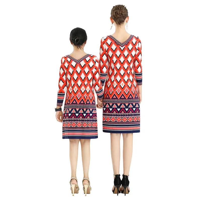 D090 Women geometric print boat neck three quarter sleeves mini day dress