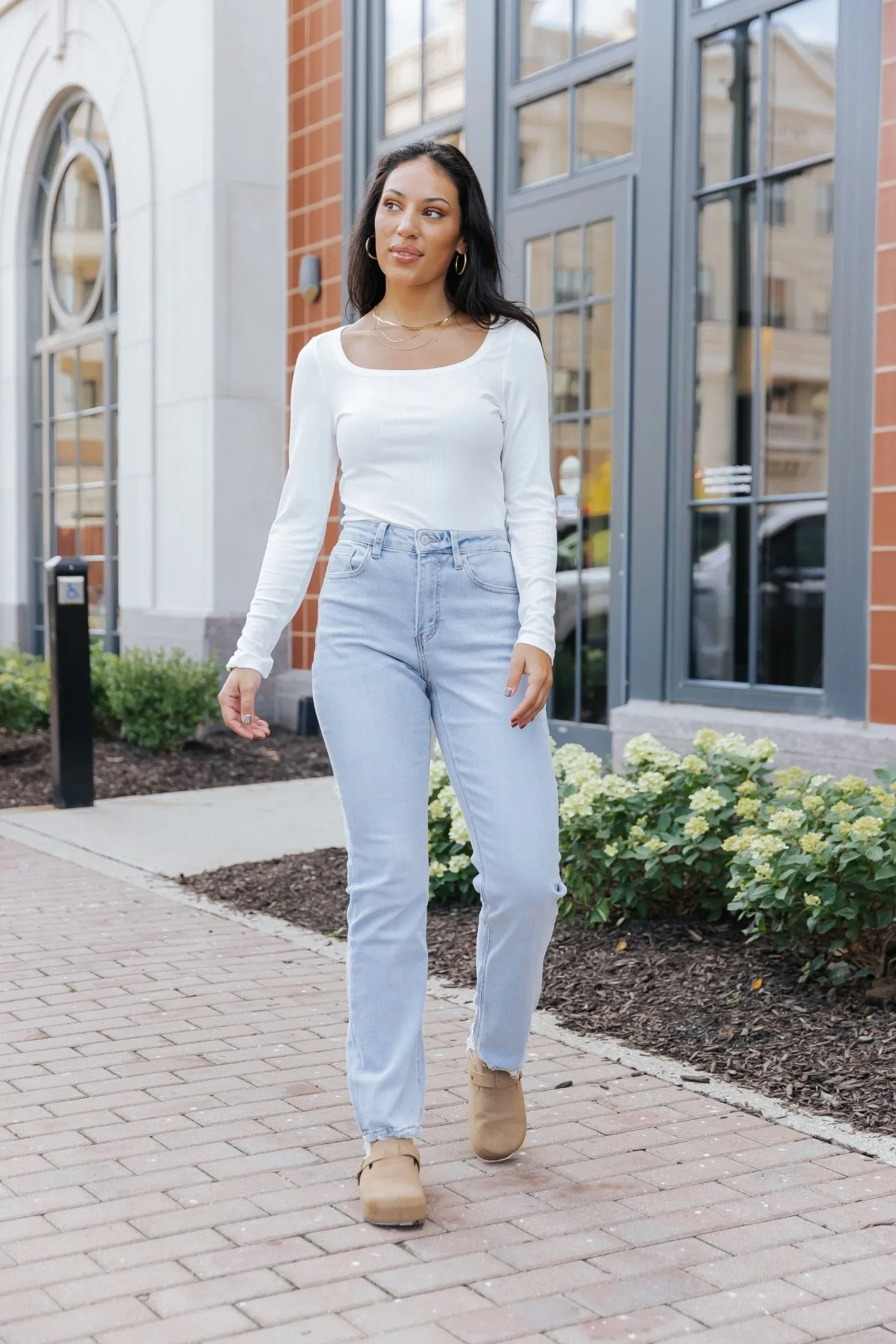 Light Wash 90's High Rise Straight Leg Jeans - FINAL SALE