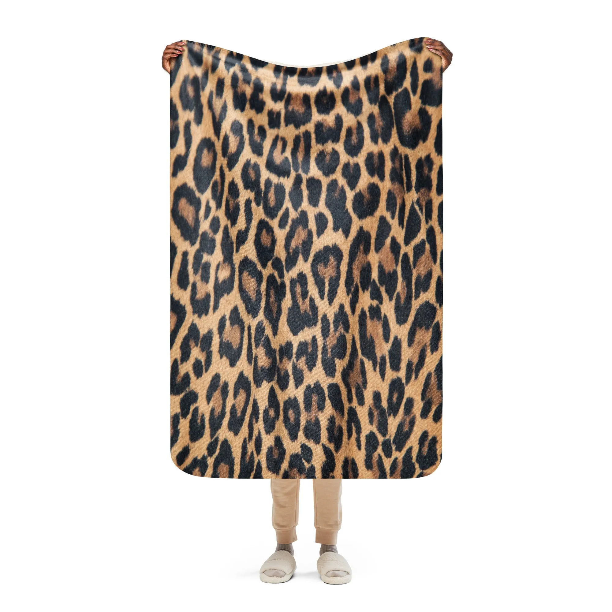 Luxe Leopard Sherpa blanket www.lioness-love.com