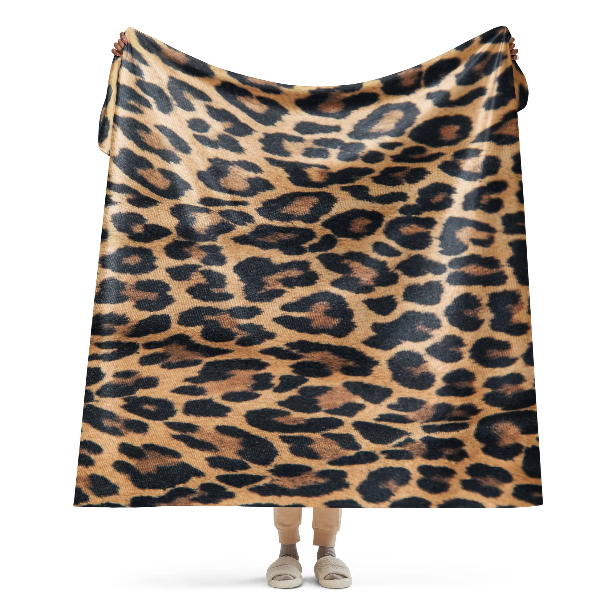 Luxe Leopard Sherpa blanket www.lioness-love.com