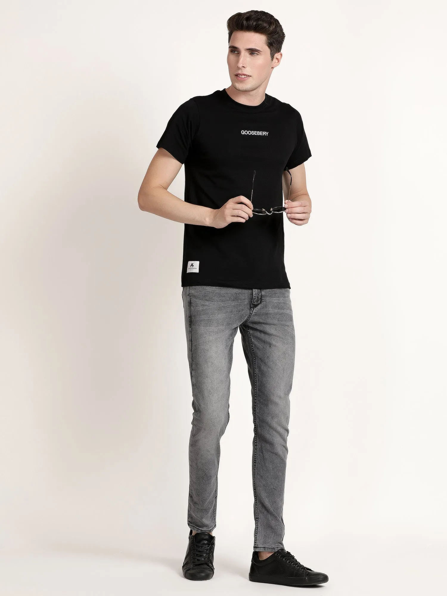 Men Black Solid Round Neck T-shirt (SPINA1002)