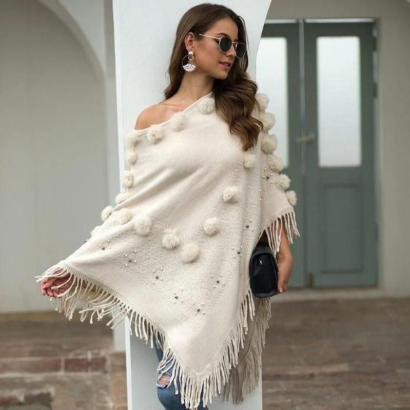 Poncho Feminino Zaya Tricô Pompom Franja - O toque de charme que seu look precisa!