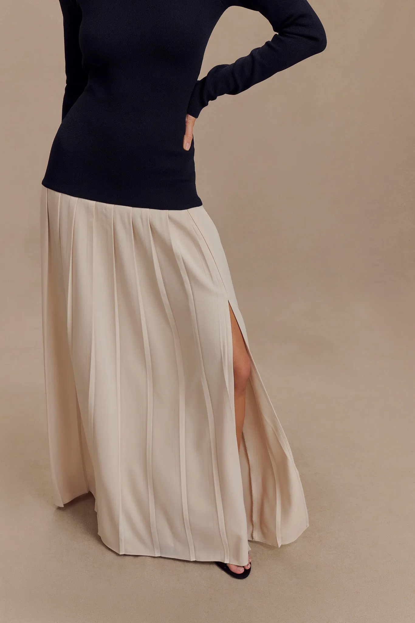 Presley Contrast Knit Off Shoulder Maxi Dress - Navy And Cream