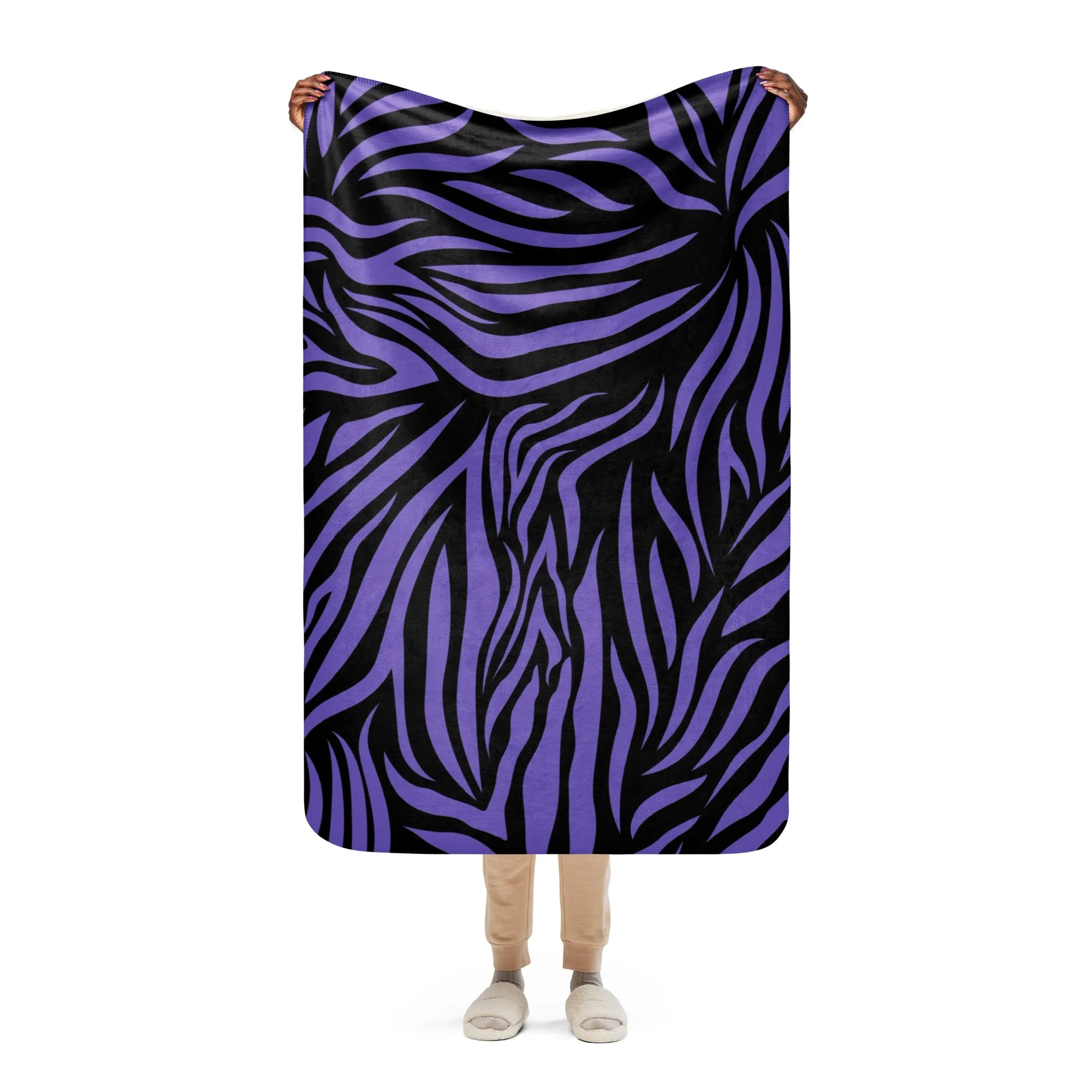 Purple and Black Sherpa blanket lioness-love