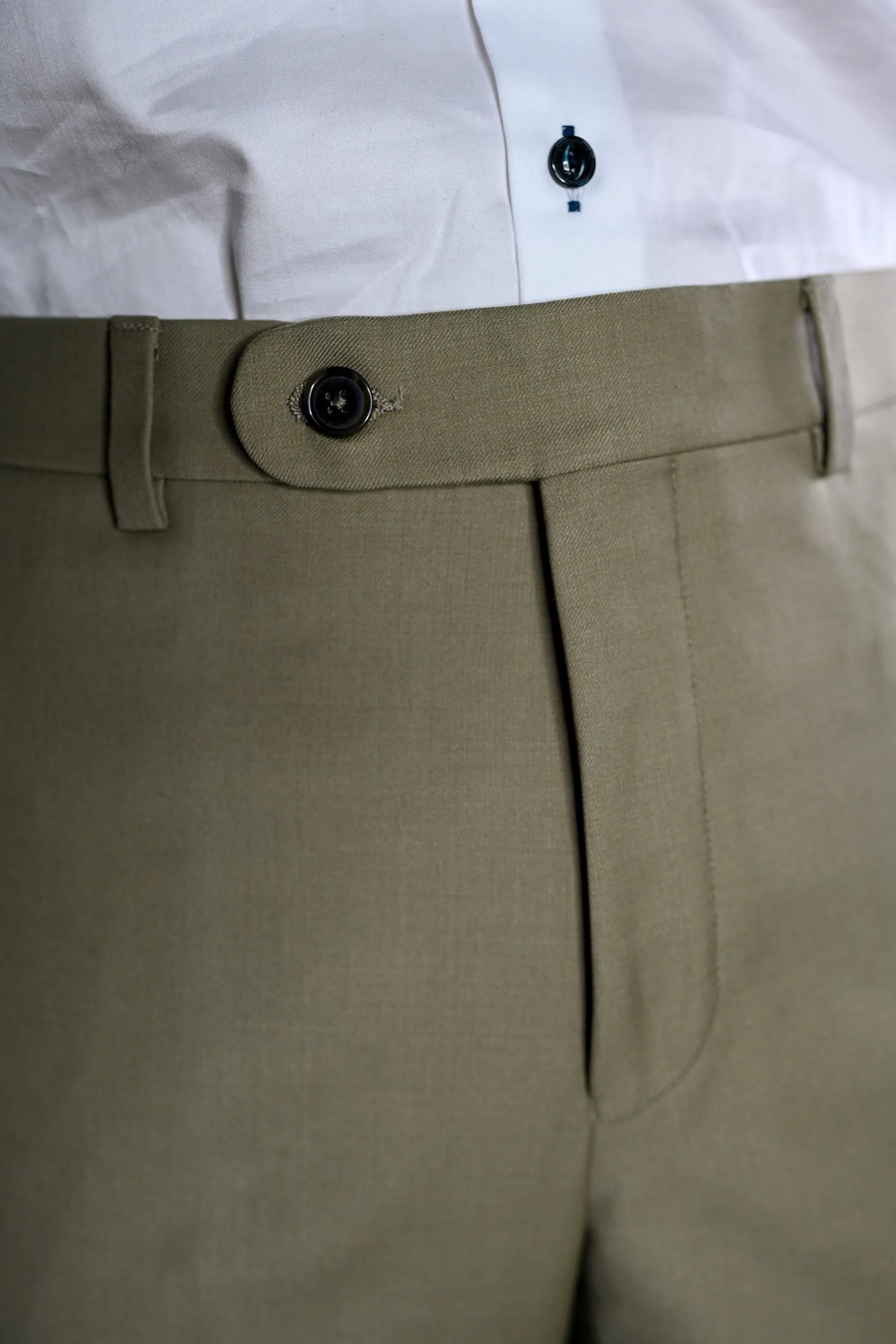 Riviera Traveler Flat Front Dress Pants